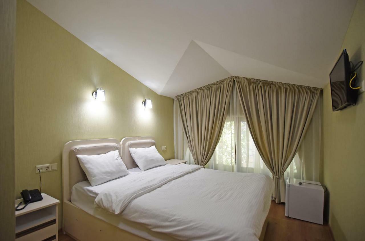 Sama Grand Hotel Tbilisi Exterior foto